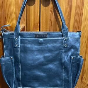 Nena & Co. Navy Leather Tote
